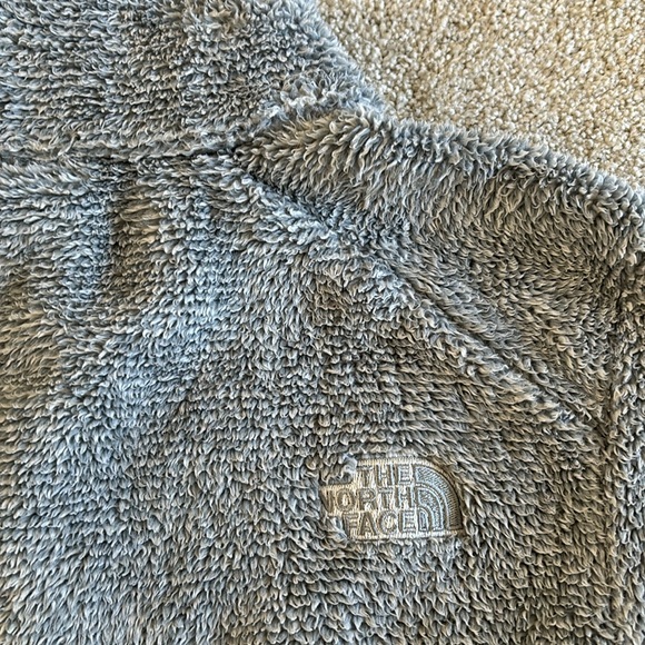 The North Face Osito 2 High Rise Mid Grey Gray Stripe Jacket Coat Medium - Picture 7 of 8